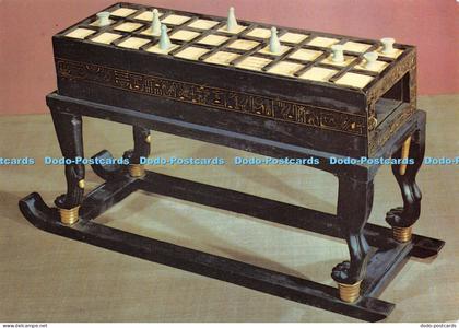 D011484 Treasures of Tutankhamun Gaming Board. George Rainbird