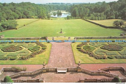 D124276 Berwickshire The Terraced Rose Gardens and Lake at Mellerstain House Kel