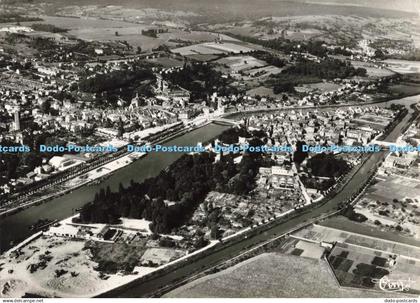 D137131 Chateau Thierry Aisne Vue aerienne Lile de Chateau Thierry et la Vallee