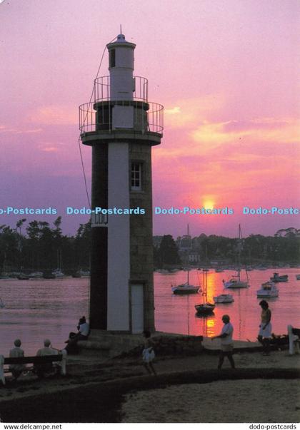 D214223 Benodet The Lighthouse at Sunset Art Jos
