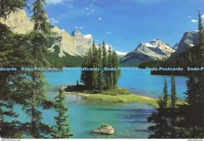 D216723 Canada Maligne Lake Jasper National Park Alberta Alberta Color Productio