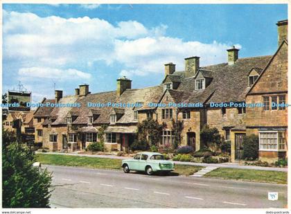 D216779 Broadway Worcestershire Elizabethian Cottages Walter Scott