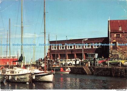 D236041 East Lothian The Harbour North Berwick Braemar Films 1982
