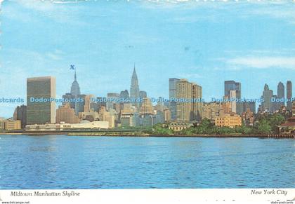 D239107 New York City Midtown Manhattan Skyline Manhattan Post Card Dexter Press