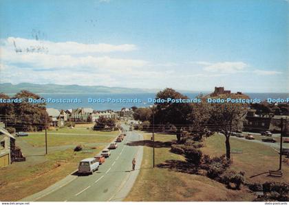 D274415 Gwynedd Criccieth Overlooking the Green with Tremadoc Bay the Rhinog Mou