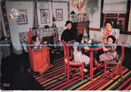 D297114 Spakenburg. Binnenhuisje. Bruna. Mexichrome