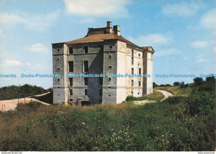 D300479 Yonne Cruzy Le Chatel Le Chateau de Maulnes Nivernaises