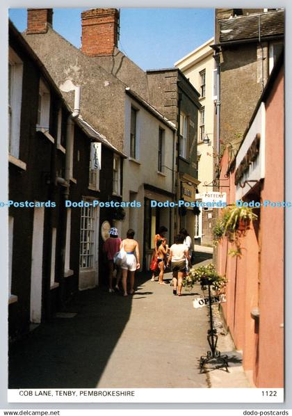 D319566 Pembrokeshire. Tenby. Cob Lane. Pembrokeshire Eye Postcards