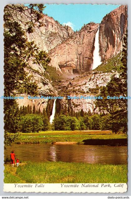 D325701 California. Yosemite National Park. Yosemite Falls. Mitock. North Hollyw