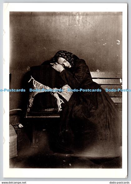 D325762 Ellis Island. Slovak Woman 1905. Lewis W. Hine. International Museum of