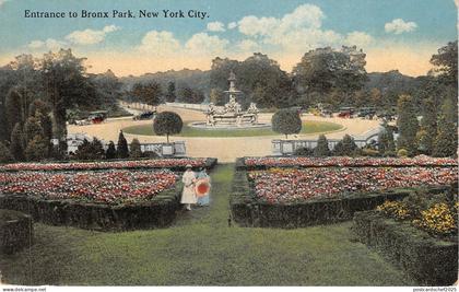 Lot108 entrance to bronx park new york city usa