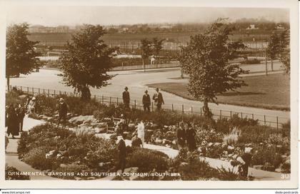 PC22738 Ornamental Gardens and Southsea Common. Southsea. No 30. RP. 1932