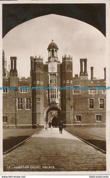 R006161 Hampton Court Palace