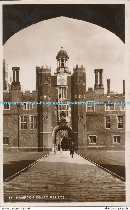 R006161 Hampton Court Palace