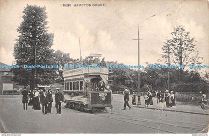 R386223 Hampton Court Postcard