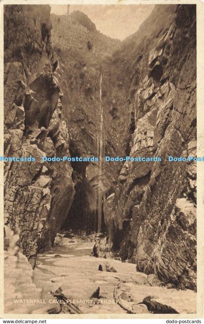 R619293 Waterfall Cave Plemont Jersey