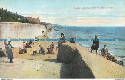 R628392 Clacton on Sea. Sands and Sea Wall