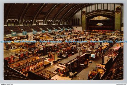 R785668 N J Atlantic City Interior of Atlantic City World Famous Convention Hall