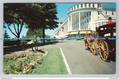 R787649 Michigan. Mackinac Island. Driveway to the Grand Hotel. Plastichrome by
