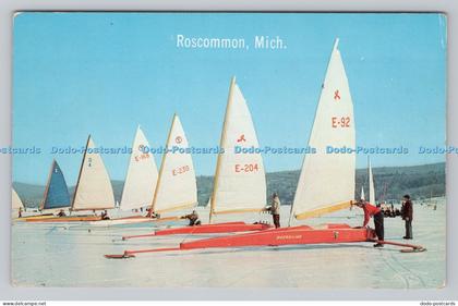 R806828 Roscommon. Mich. Ice Boating Fun and Thrills. Dexter Press. Three Lions