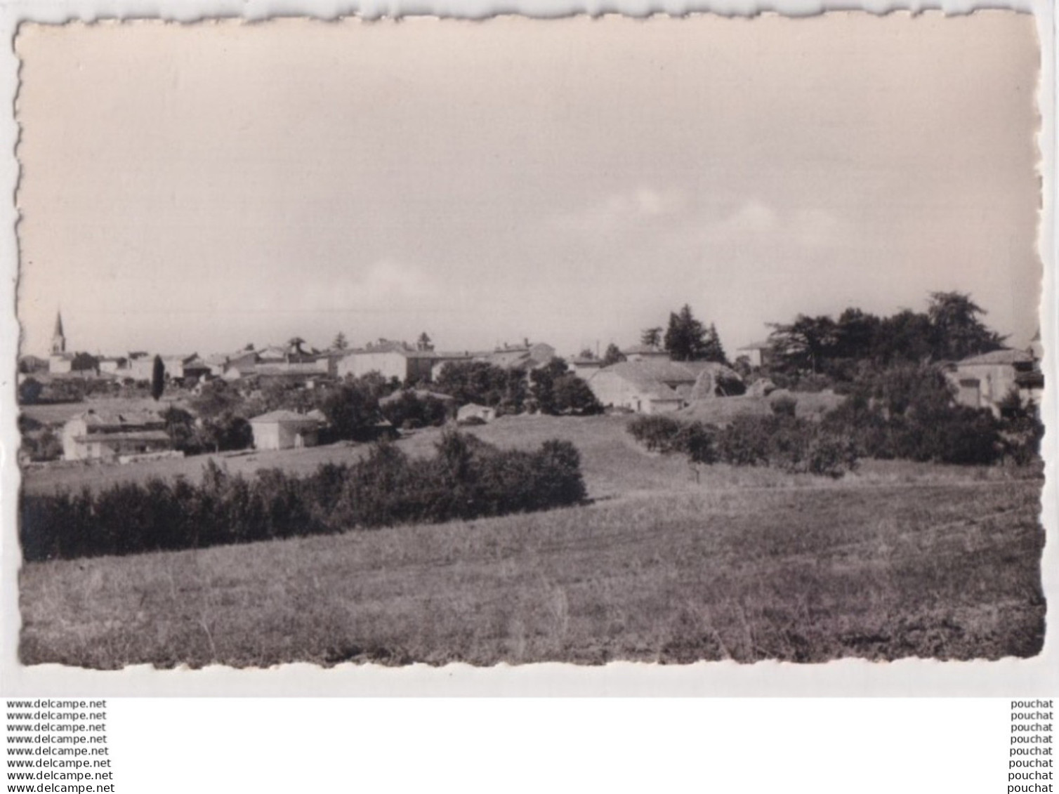 X20-47) LAROQUE TIMBAUT (LOT ET GARONNE) VUE GENERALE - ( 2 SCANS )