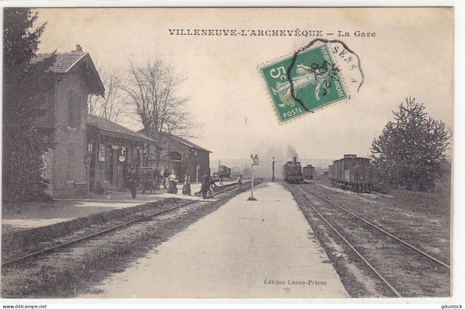 Yonne - Villeneuve-l'Archevêque - la Gare