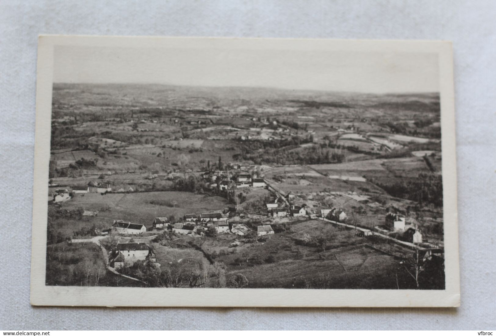 Yssandon Bas, vue générale, Corrèze 19