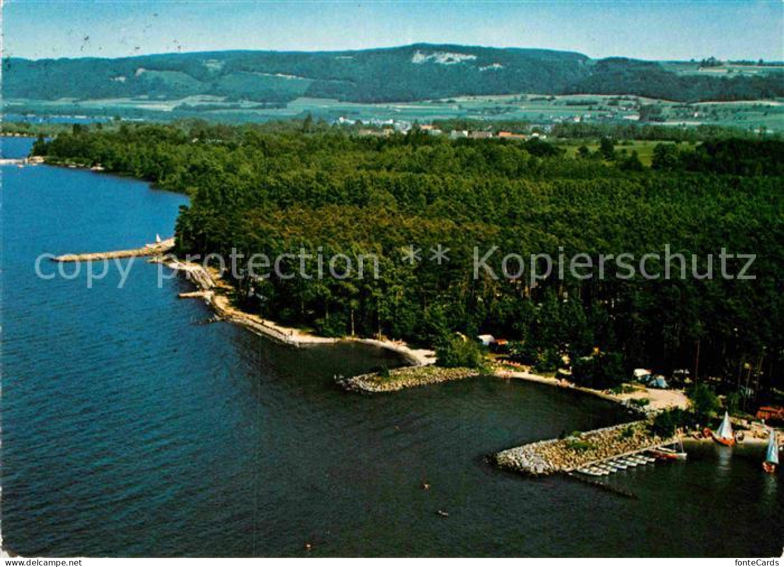 Yvonand Fliegeraufnahme Campingplatz