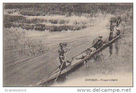 ZAMBEZE / PIROGUE INDIGENE   //  REF11854