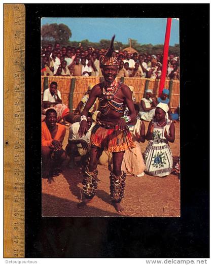 ZAMBIA ZAMBIE : VIMBUZA dancer danseur from eastern province