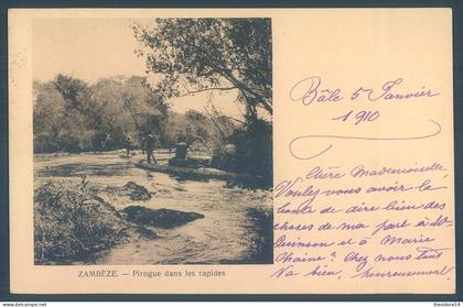 Zambie ZAMBEZE Pirogue dans les rapides