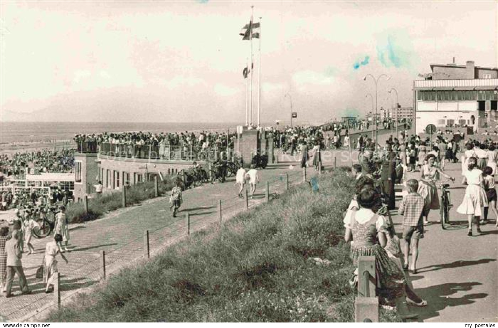 ZANDVOORT-AAN-ZEE Noord Holland NL Strandpromenade
