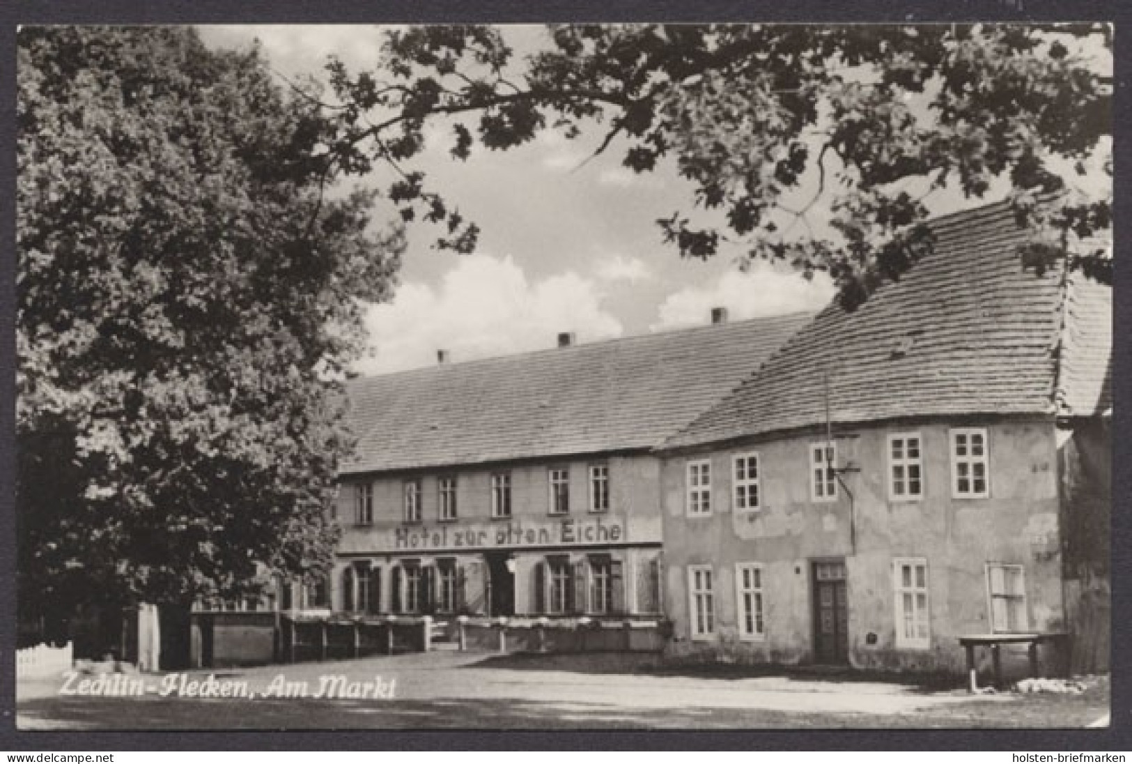 Zechlin-Flecken, Am Markt