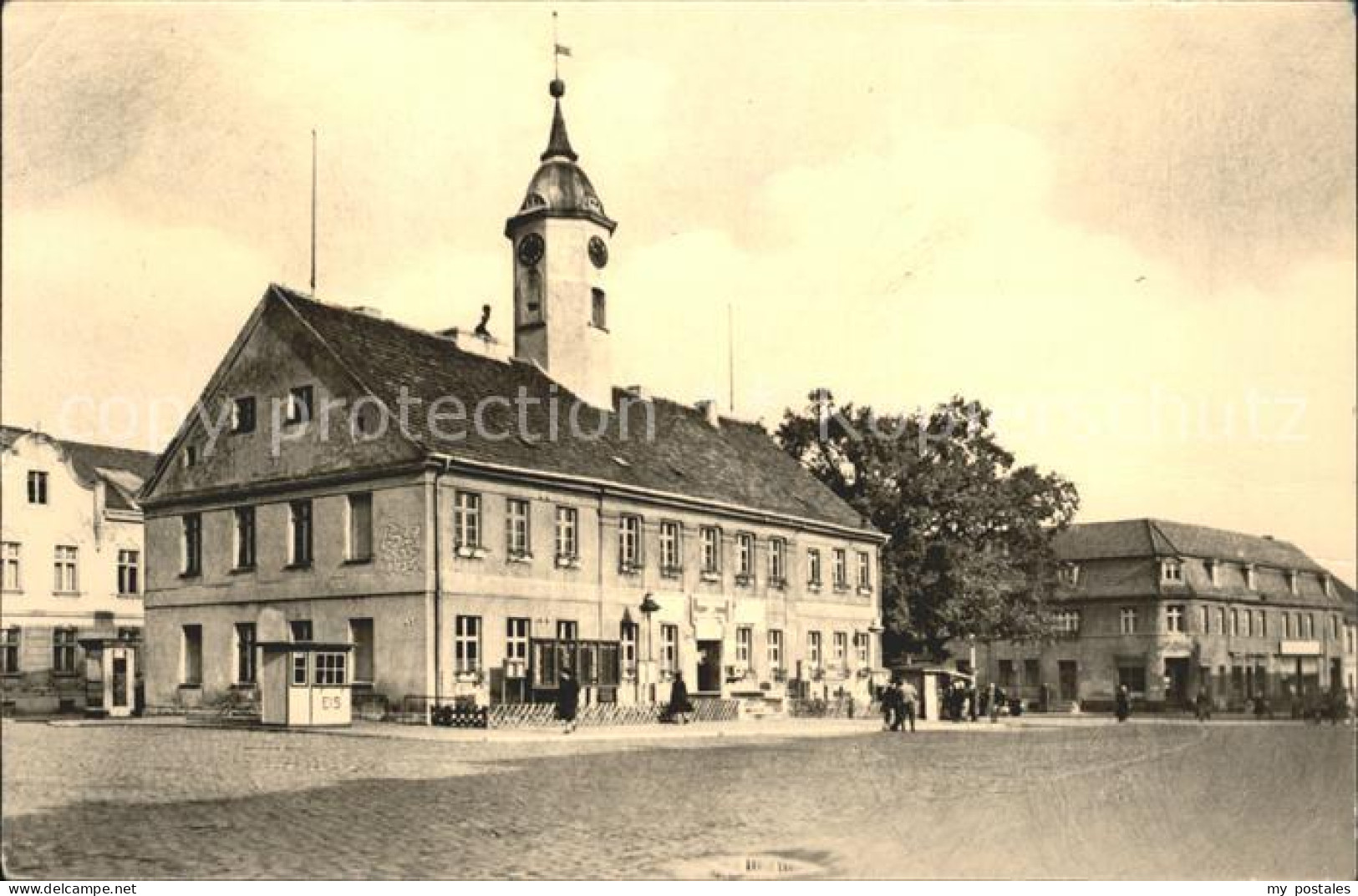 Zehdenick Marktplatz mit Rathaus