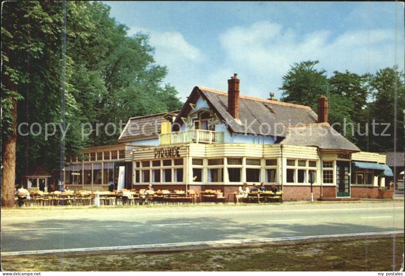 Zeist Cafe Restaurant Pyramide van Austerlitz