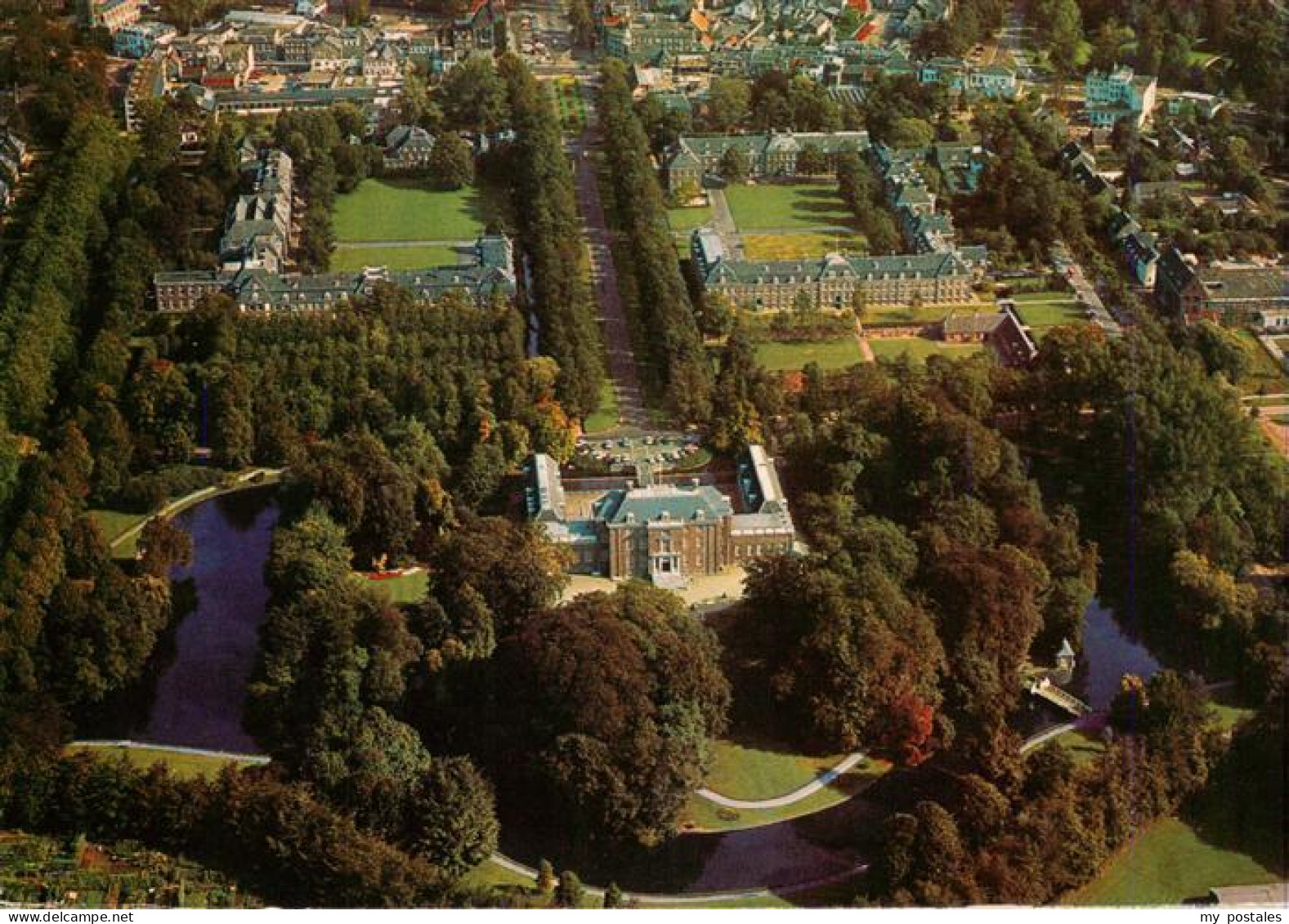 Zeist NL Het Slot van Zeist Fliegeraufnahme