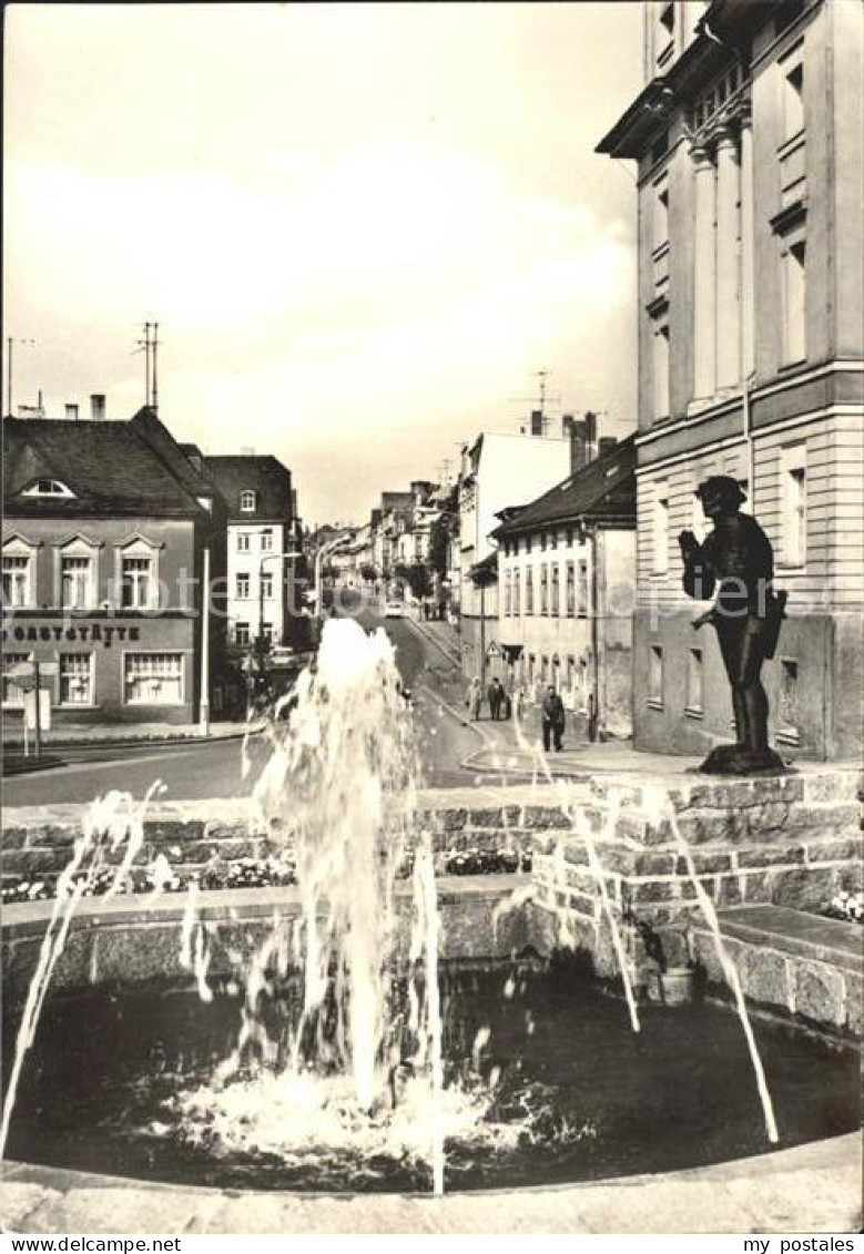 Zeulenroda-Triebes Karpfenpfeiferbrunnen