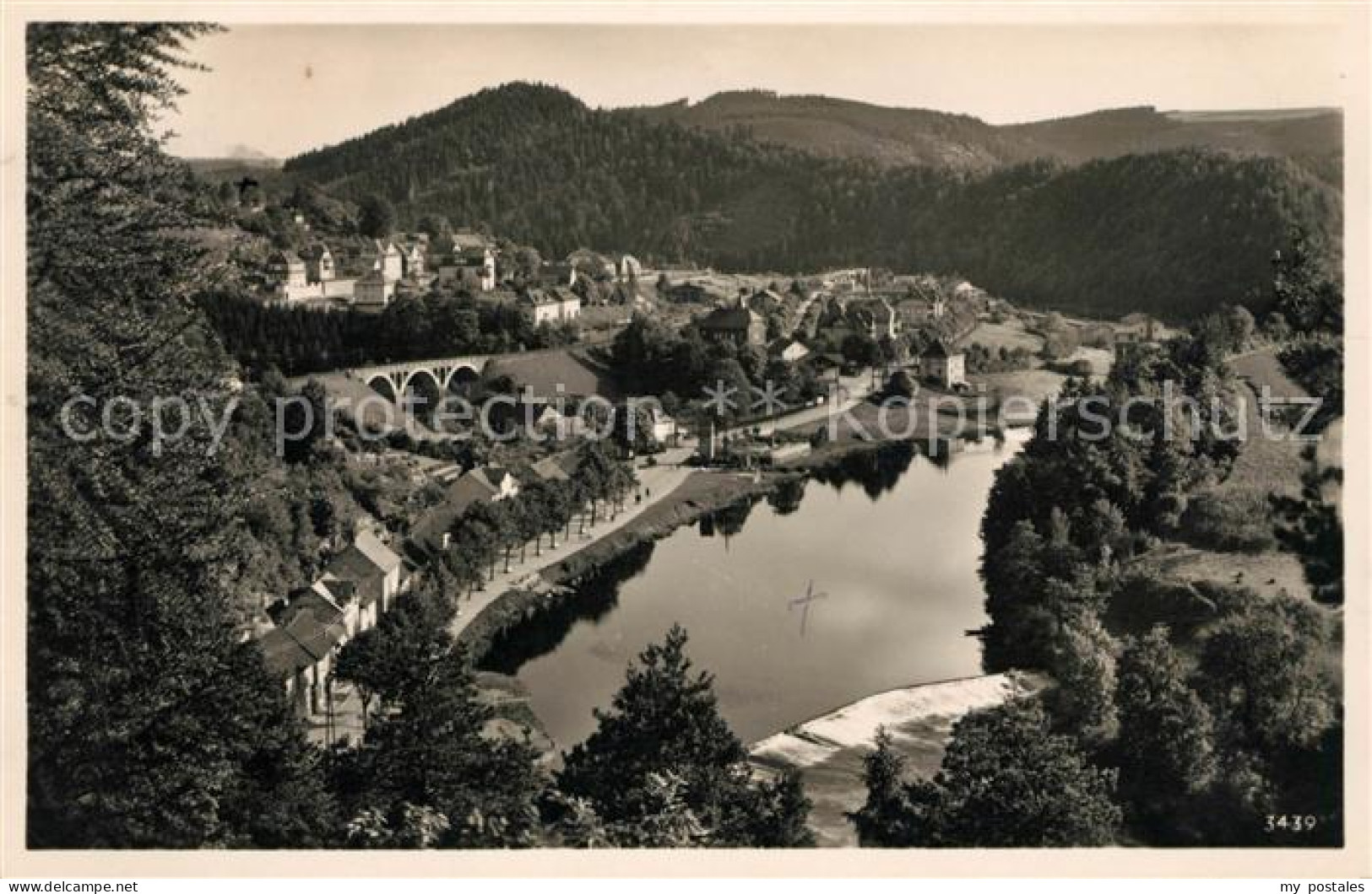 Ziegenrueck Panorama Blick vom Schlossberg Saale