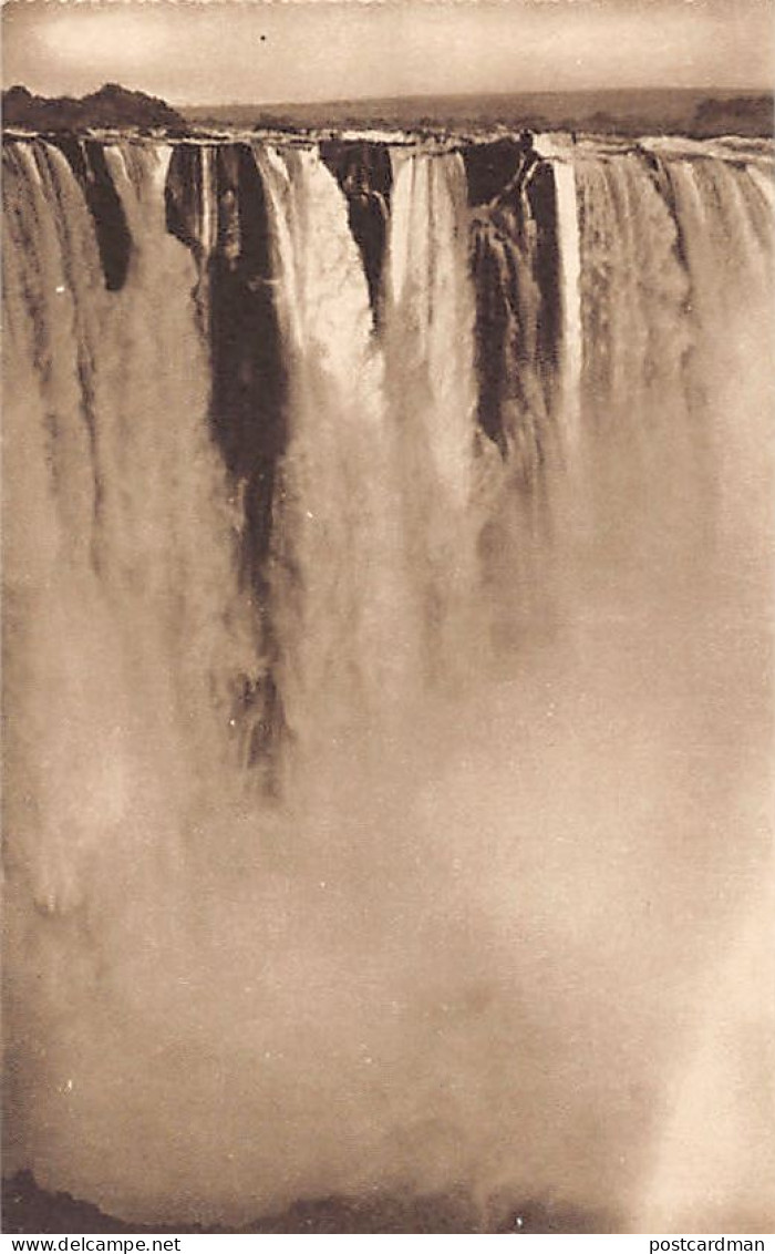 Zimbabwe - Victoria Falls - Part of main fall - Publ. Percy M. Clark