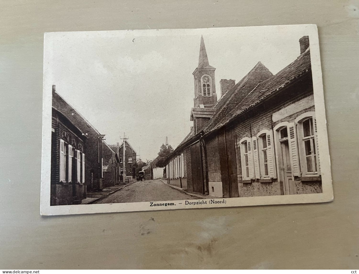 Zonnegem  Sint-Lievens-Houtem   Dorpzicht (Noord)