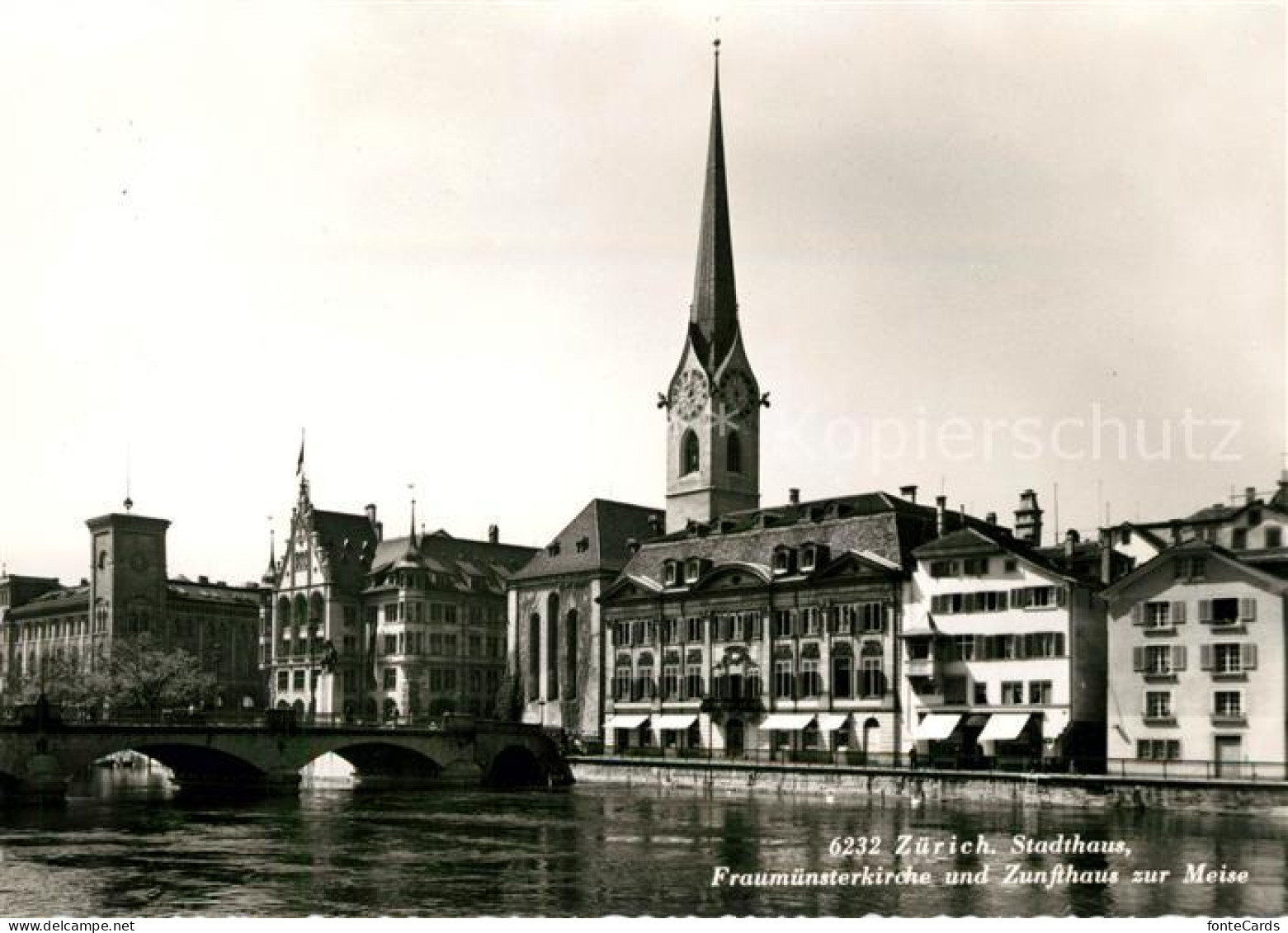 Zuerich ZH Stadthaus Frauenmuensterkirche und Zunfthaus zur Meise