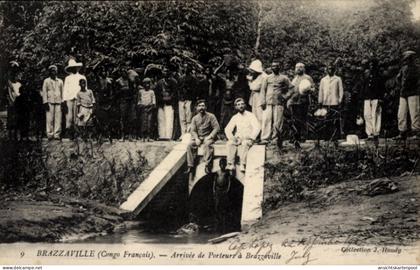 CPA Brazzaville Französisch-Kongo, Ankunft der Träger