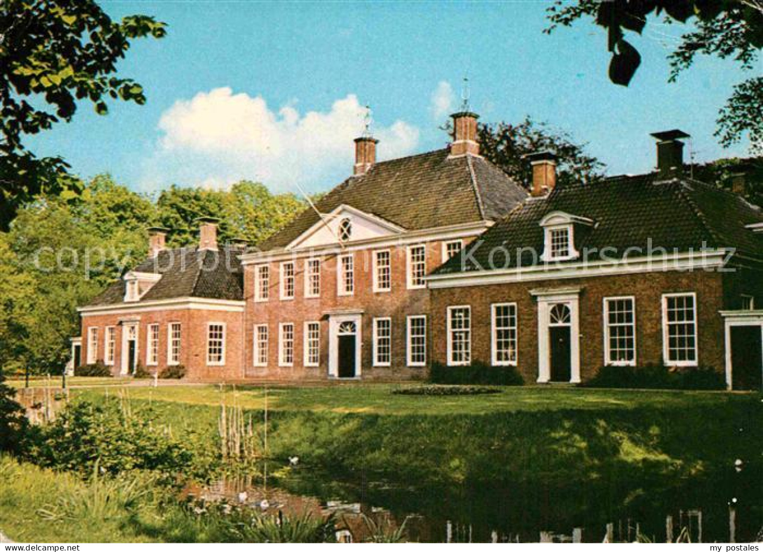 Zuidlaren Gemeentehuis