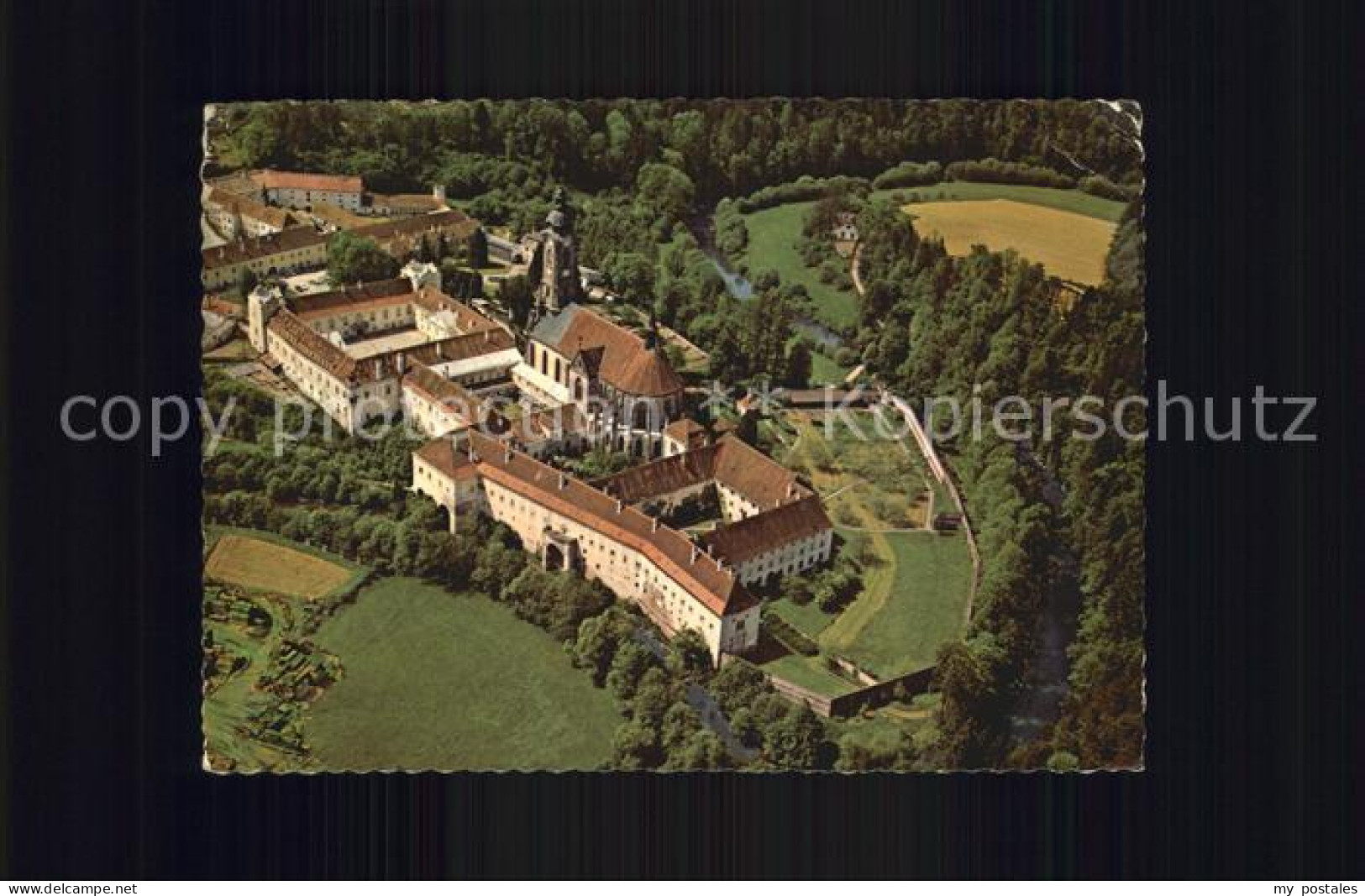 Zwettl-Niederoesterreich Zisterzienserstift Fliegeraufnahme