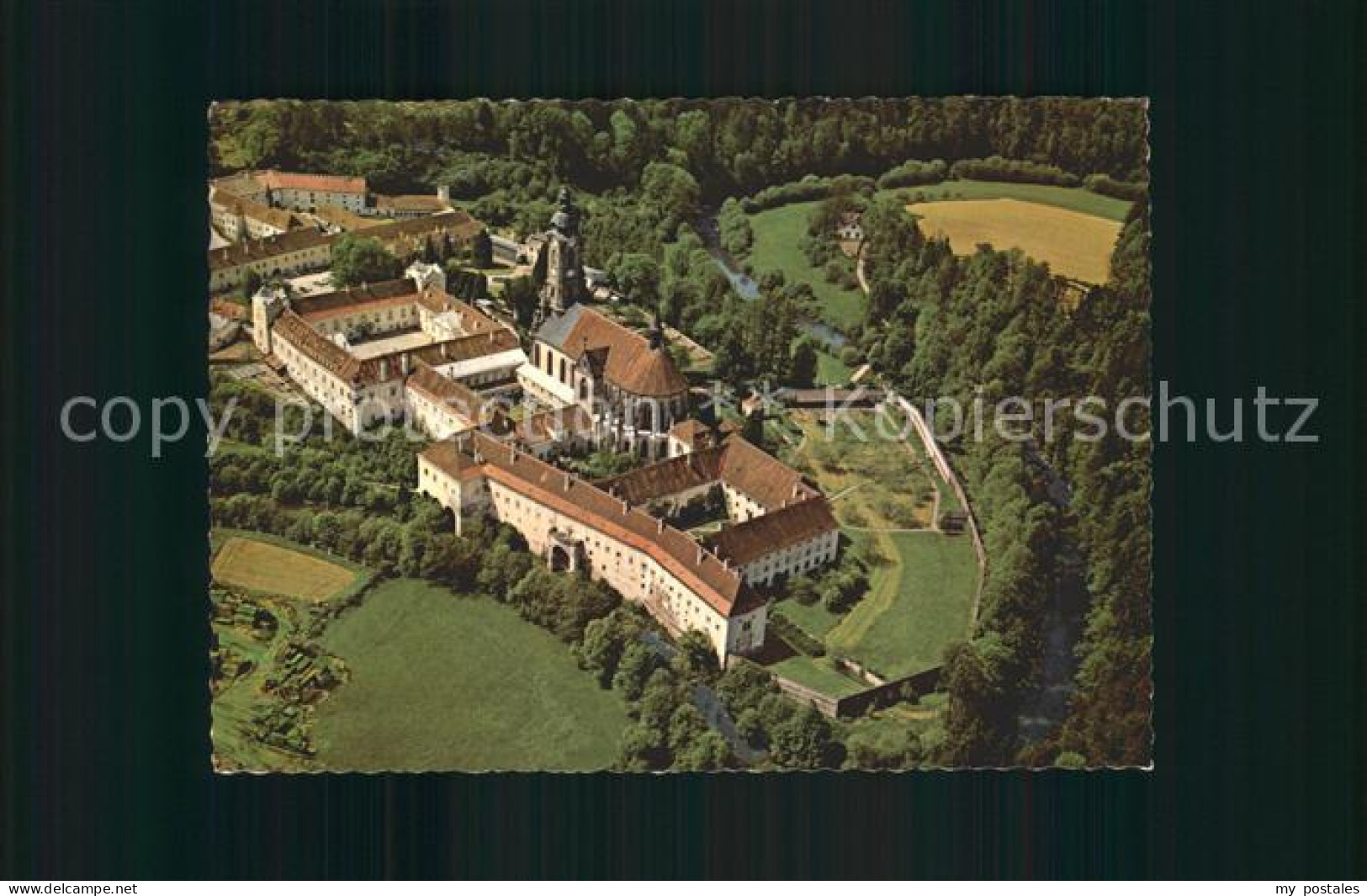 Zwettl-Niederoesterreich Zisterzienserstift Fliegeraufnahme