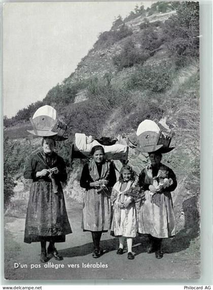 Dun pas allegre vers Iserables - 10393606