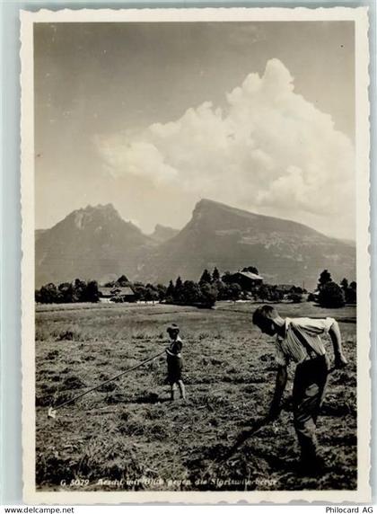 3703 Aeschi b. Spiez - Aeschi mit Blick gegen die Sigriswilerberge - 13137504