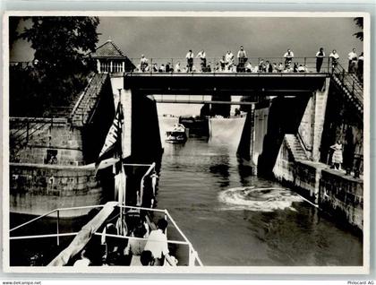 4302 Augst BL - Einfahrt in die Schiffahrtsschleuse - 10393736