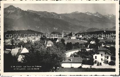 Gruyeres FR La Tour de Treme vus de Bulle