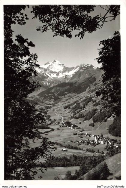SUISSE - ELM 1000 m mit Hausstock 3160 m - vue sur le village - vue sur le massif montagne - Carte Postale Ancienne